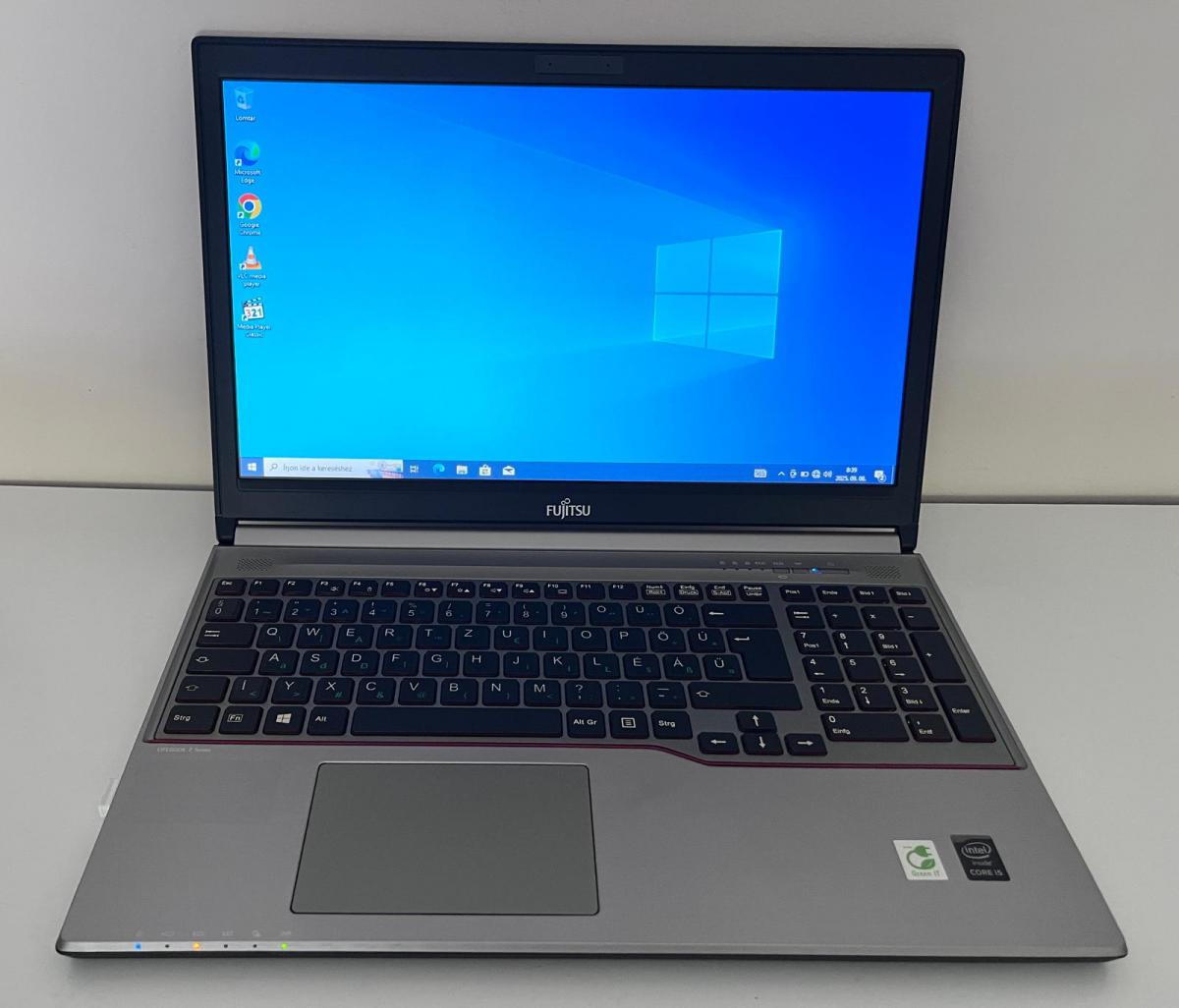 Fujitsu LIFEBOOK E754
